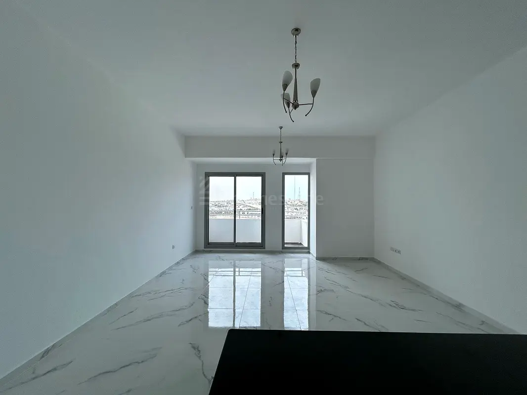 Unfurnished 2 Bedrooms / Close to metro/ Maid room