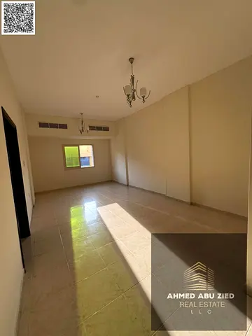 افضل واشيك واحلي  غرفتين  وصاله تكييف مركزي بلكونه اطلاله مفتوحه 2حمام تشطيبات سوبر ديولكس موقع مميز وحيوي بجوار الخدمات  سهل الوصول لدبي والشارقه