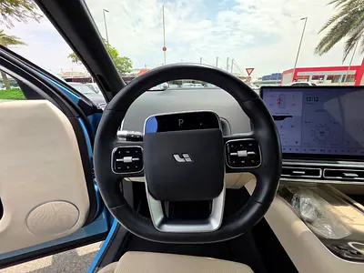 صورة 13 لـ 2024 LI AUTO L8