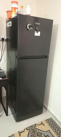 FAMILY USED Fridge Midea FOR SALE URGENT