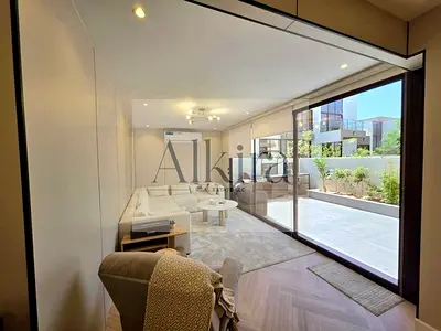 UPGRADED & FURNISHED | VASTU COMPLIANT| VACANT