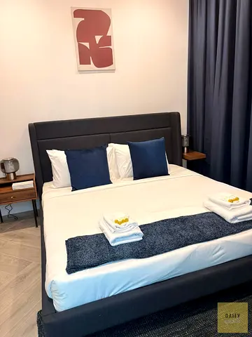 Brand New 1BR | Peninsula Three | Business Bay