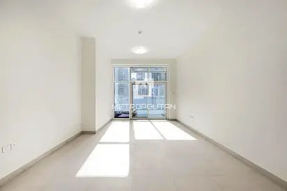 HIGH FLOOR | SPACIOUS | UNFURNISHED | VACANT