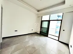 VACANT | PRIME LOCATION | SPACIOUS