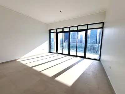 Dubai Marina Skyline View| Chiller Free| Well Kept