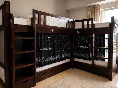 Bed space for ladies,Hostel Sky view by Abrajj
نزل بنات ومساحه سرير