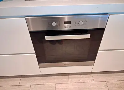 Built-in Miele Electric Oven - Stainless Steel