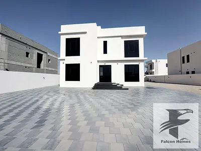 فيلا واسعة مكونة من 6 غرف نوم مع منطقة حديقة