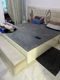 Single private room attached with bathroom available
