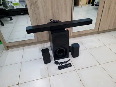 Sony 5.1ch (Bluetooth, ARC, Optical in) Sounbar Subwoofer System in excellent working condition