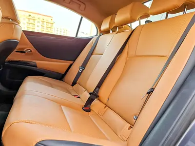 صورة 12 لـ 2023 Lexus ES-SERIES