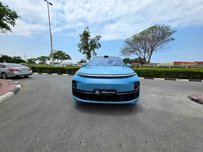 صورة 2 لـ 2024 LI AUTO L8