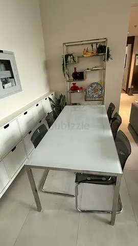 Selling Top quality Dining table with six chairs for sale