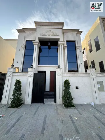 فيلا بعجمان بسعر لقطه شامل الرسوم موقع ممتاز تملك حر مدي الحياه لجميع الجنسيات مع امكانيه التمويل البنكي