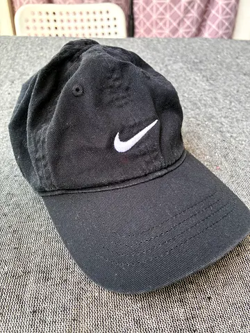 Black Infant Nike Baseball Cap – Pre-owned, Good Condition