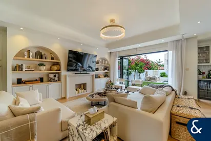 Luxury 3M Villa | Fully Upgraded | Furnished