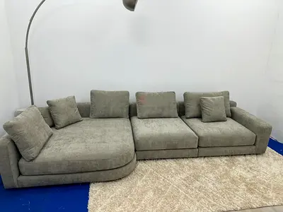 Perfect condition Chattlesmore sofa