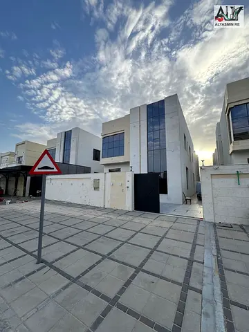 Luxury Modern Villa with Private Pool | 5 Bedrooms | Helio 2, Ajman