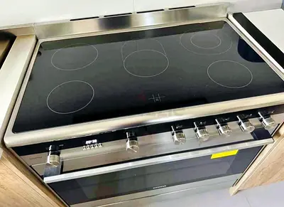 Siemens iQ700 Premium Electric Ceramic Cooker 90 cm