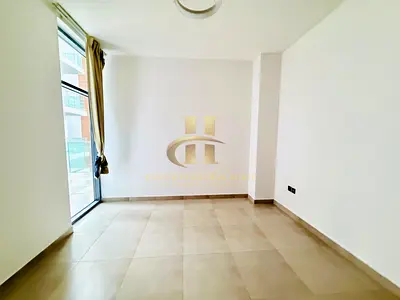 Spacious | Prime location | Kitchen equipped