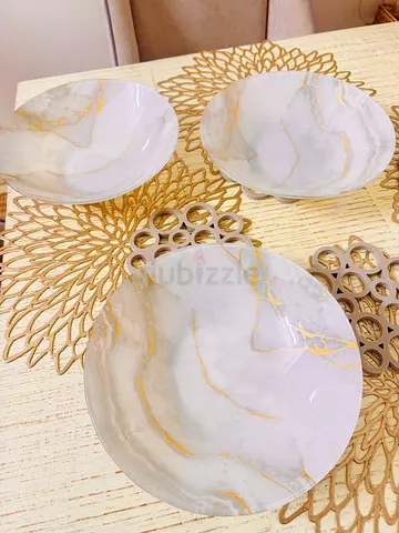 Set of 3 Marble-Effect Decorative Serving Plates/Bowls in medium size