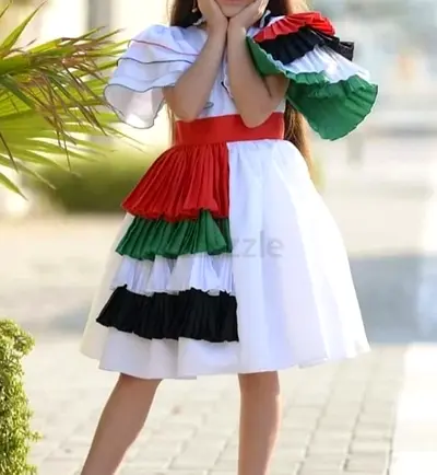 UAE flag dress for national occasions and schools, sizes 7 and 8 years, quantity 2