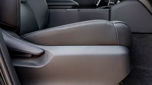 2026 Toyota PRADO — фото 10