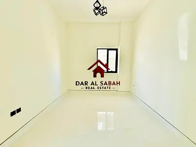 6 cheque payment/1 month free/deposit cash /ready to move!
