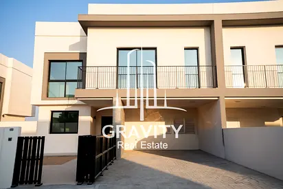 Luxury 4BR Single-Row Villa | Mid Unit | Next to Golf Course | Prime Yas Acres Location