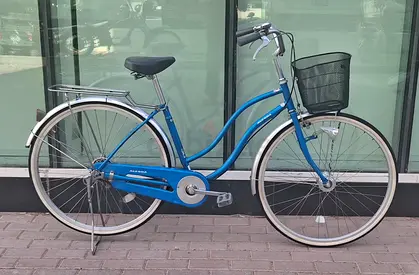 Large size 27 High Quality Japanese imported Cruiser Bike with Dynamo Operated Light Perfect Conditi