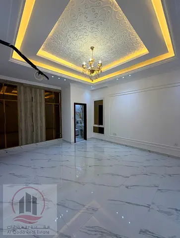 فيلا  واسعه للايجار السنوي بالحليو  4 غرف