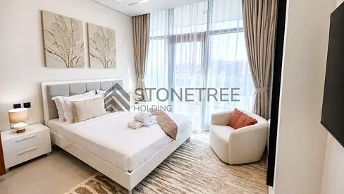 12 CHEQUES | Brand New | Near Metro