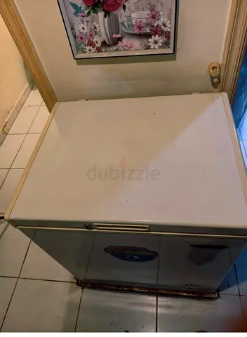 Freezer available in Al Qusais 2 for Aed 600
