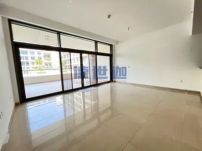 Private Garden | Large Layout | Ready to move in