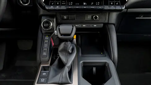 2026 Toyota PRADO — фото 12