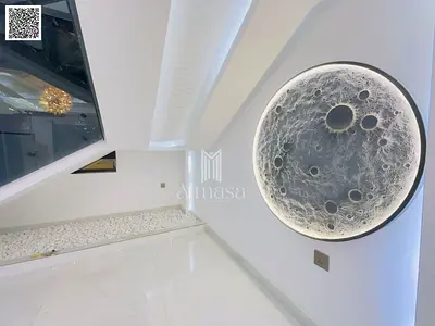 قلب الحليو 2 – عجمان، فرصة نادرة لامتلاك فيلا كورنر فاخرة على شارع رئيسي، جاهزة للسكن فورًا. فيلا مش مجرد بيت… دي أسلوب حياة راقي.