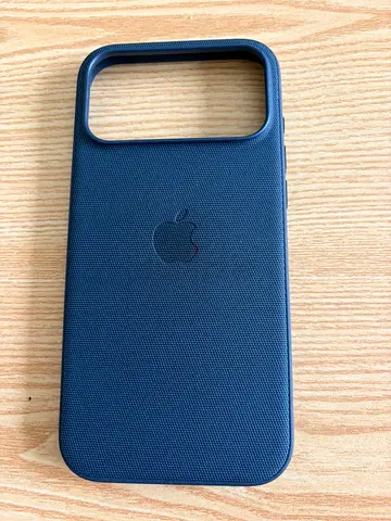 Apple Iphone 17 Pro Max TechWoven case with Magsafe