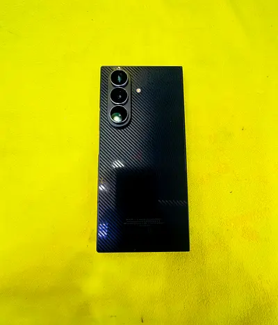 SAMSUNG Z Tri Fold