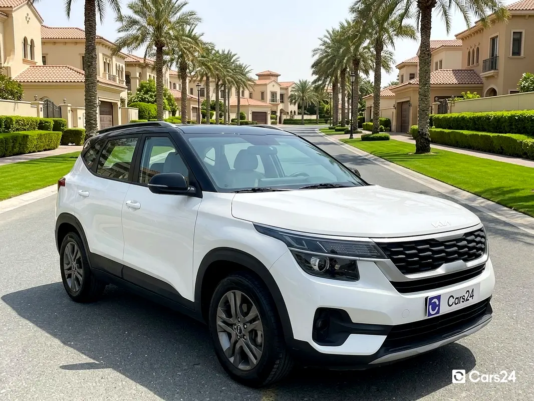 Kia Seltos 2023 — photo 1 of 12