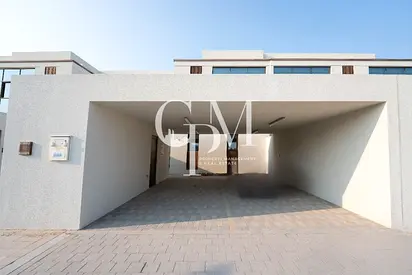 Premium 3 BR Townhouse | Move-In Ready | Family Home