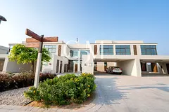 Premium 3 BR Townhouse | Move-In Ready | Family Home