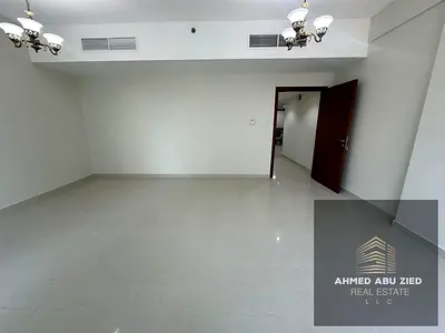 Apartment for Annual Rent in Sharjah – Al Khan A spacious 4-bedroom apartment with a living room and maid’s room available for annual rent in the prim