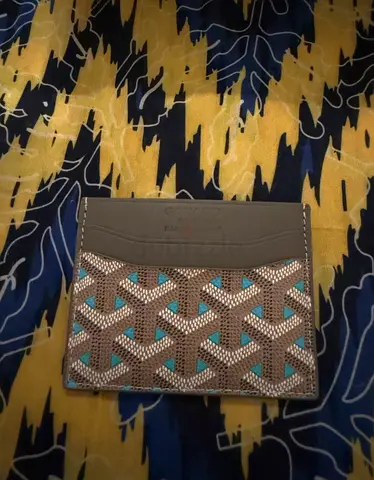 Card holder