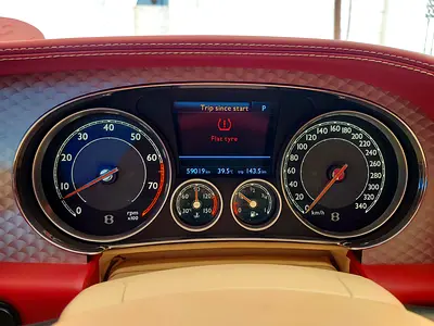 2013 Bentley CONTINENTAL — миниатюра 16