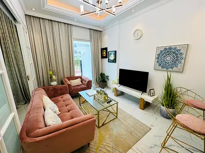 Fully Furnished 1 Bedroom | Garden Access