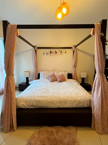 King Poster Bed - 180×200 cm