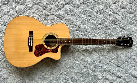 Guild OM-240CE NT Acoustic-Electric Guitar with Original Case
