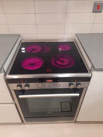 Siemens four burner cooker electric ceramic 60cm