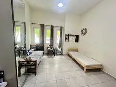 Master room for sharing -female only