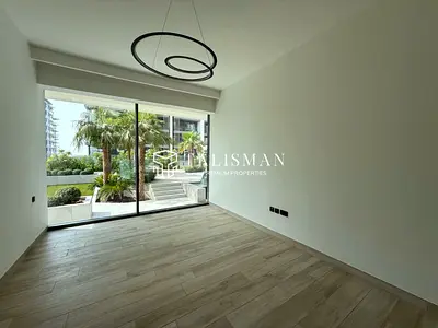 Premium Amenities | Upscale Studio | Currently Tenanted